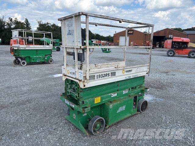 JLG 1932RS Makasli platformlar