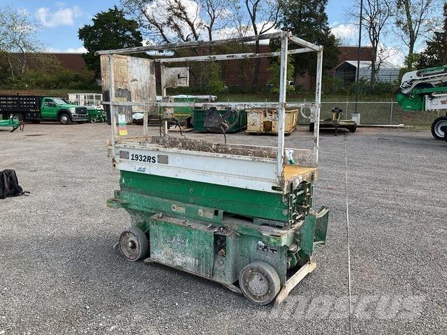 JLG 1932RS Makasli platformlar