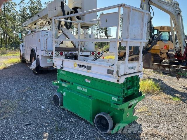 JLG 1932RS Makasli platformlar