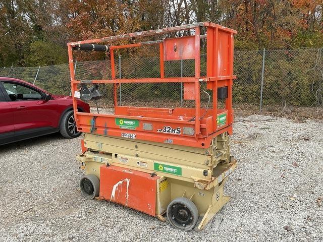 JLG 1932RS Makasli platformlar