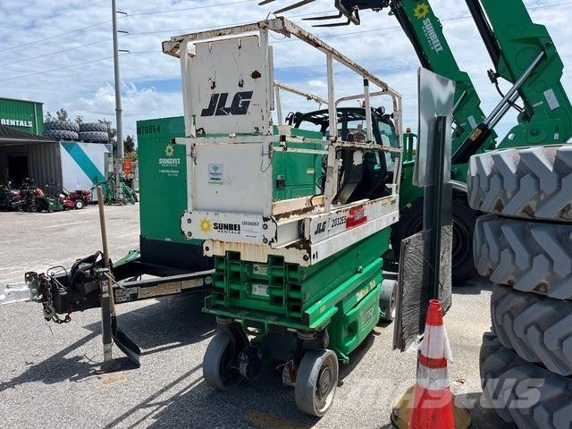 JLG 2032ES Makasli platformlar