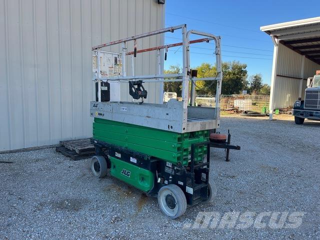 JLG 2630ES Makasli platformlar