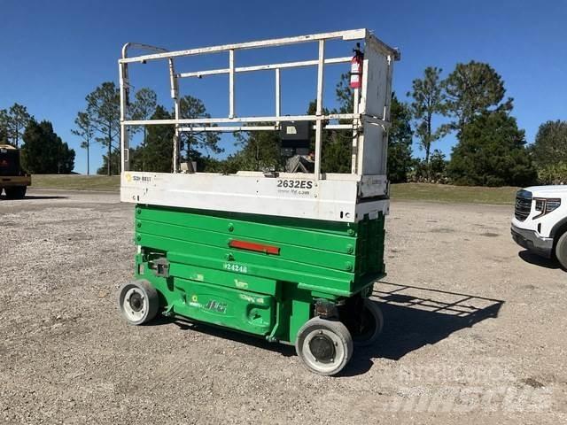 JLG 2632ES Makasli platformlar
