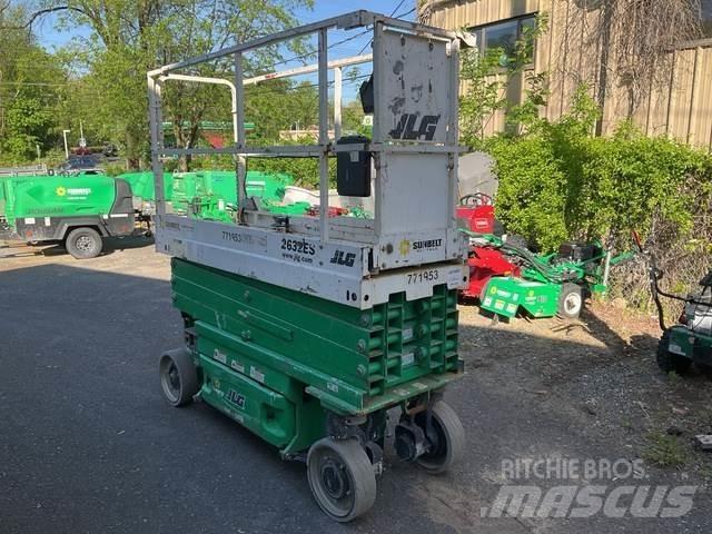 JLG 2632ES Makasli platformlar