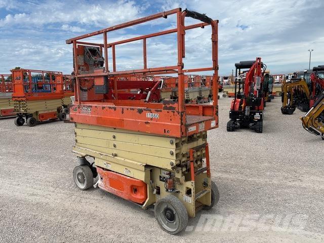 JLG 2632ES Makasli platformlar