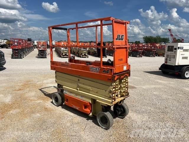 JLG 2632ES Makasli platformlar