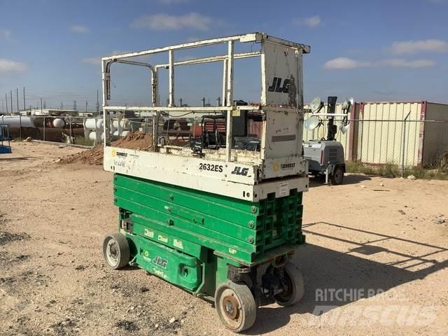 JLG 2632ES Makasli platformlar