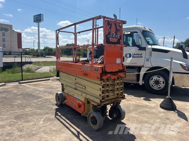 JLG 2632ES Makasli platformlar
