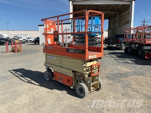 JLG 2632ES Makasli platformlar