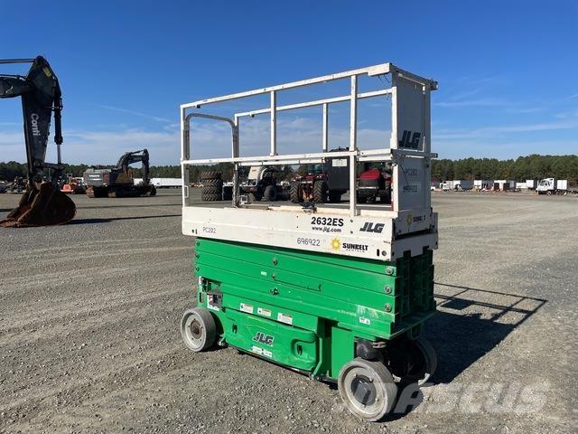 JLG 2632ES Makasli platformlar