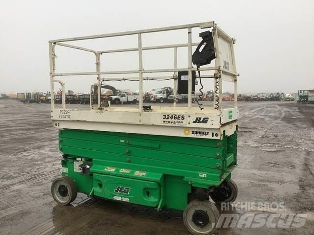 JLG 3246ES Makasli platformlar