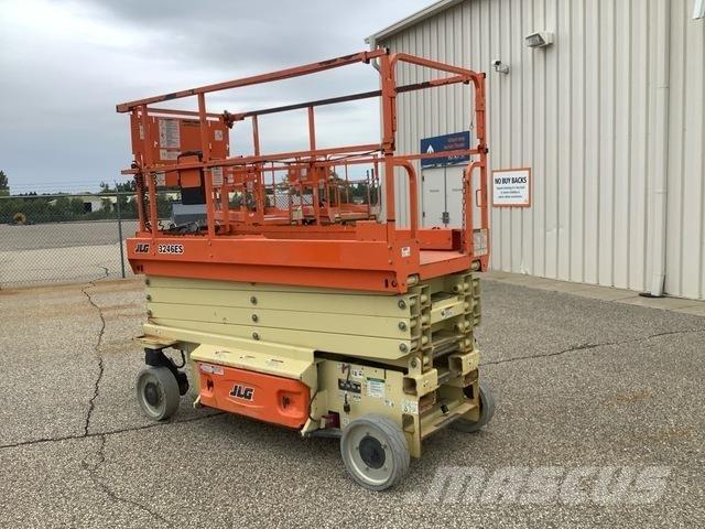 JLG 3246ES Makasli platformlar