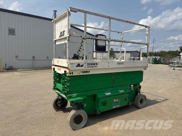 JLG 3246ES Makasli platformlar