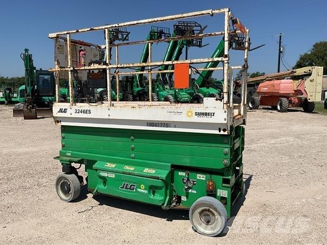 JLG 3246ES Makasli platformlar