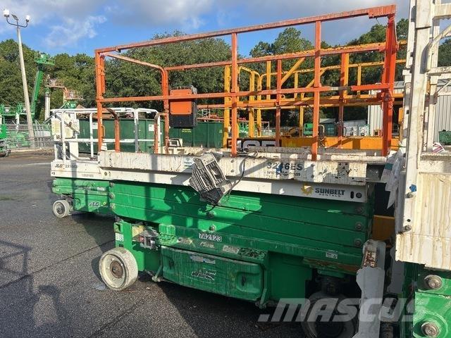JLG 3246ES Makasli platformlar