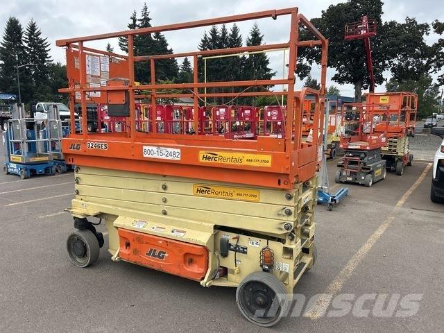 JLG 3246ES Makasli platformlar