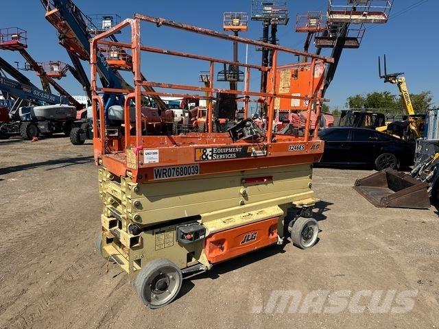 JLG 3246ES Makasli platformlar