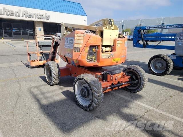 JLG 340AJ Körüklü personel platformları