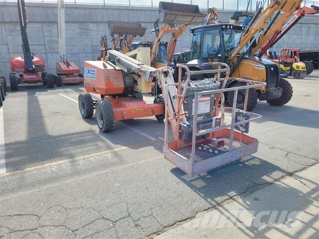 JLG 340AJ Körüklü personel platformları