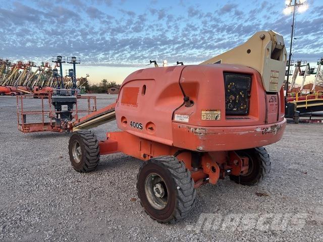 JLG 400S Teleskopik personel platformları