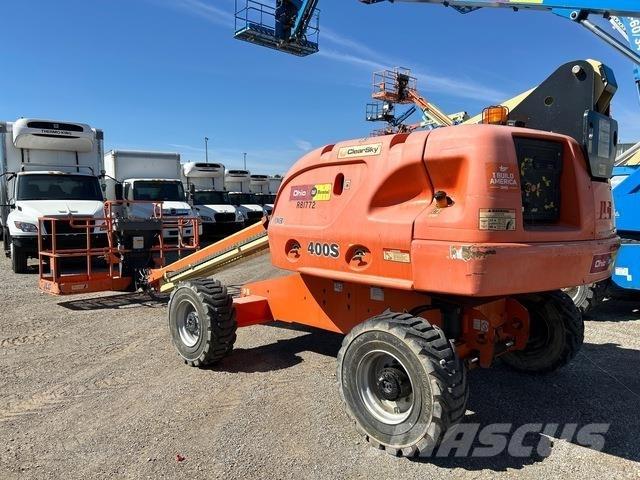 JLG 400S Teleskopik personel platformları