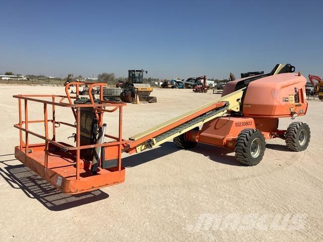 JLG 400S Teleskopik personel platformları