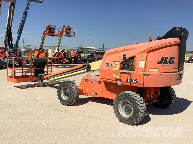 JLG 400S Teleskopik personel platformları