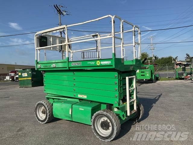 JLG 4069LE Makasli platformlar