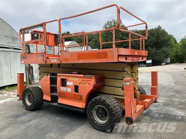 JLG 4394 RT Makasli platformlar