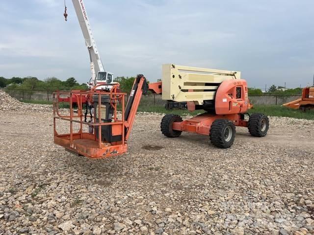 JLG 450AJ Körüklü personel platformları
