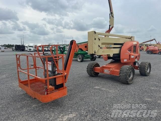 JLG 450AJ Körüklü personel platformları