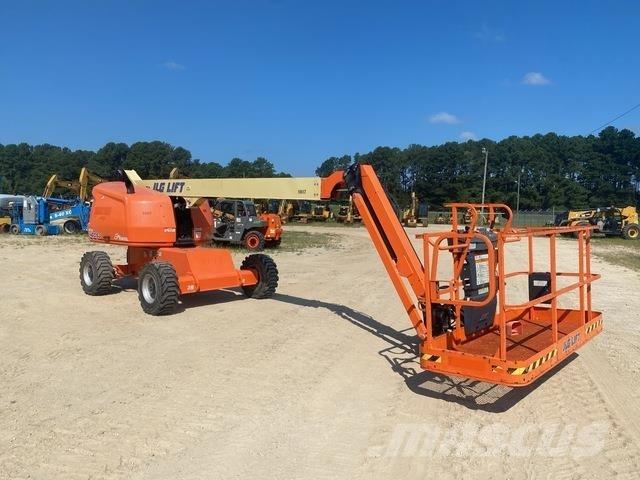 JLG 460SJ Teleskopik personel platformları