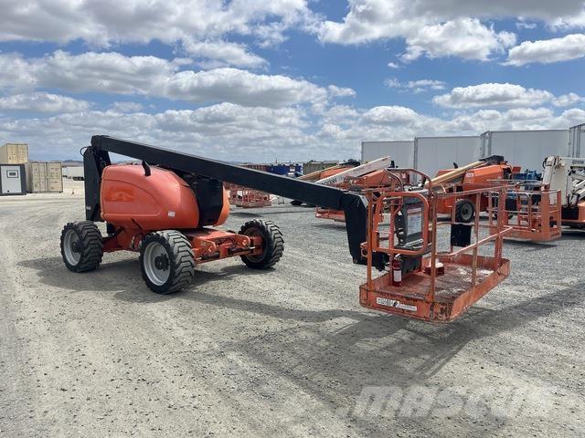 JLG 600A Körüklü personel platformları