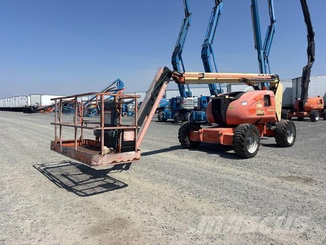 JLG 600AJ Körüklü personel platformları