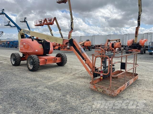 JLG 600AJ Körüklü personel platformları