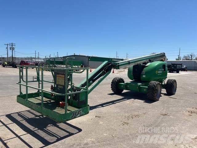 JLG 600AJ Körüklü personel platformları