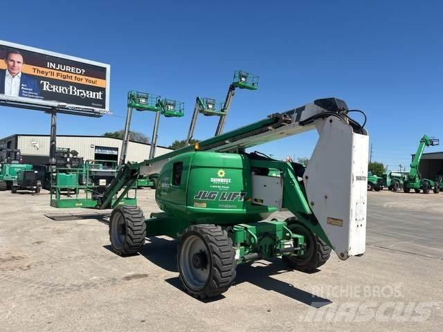 JLG 600AJ Körüklü personel platformları
