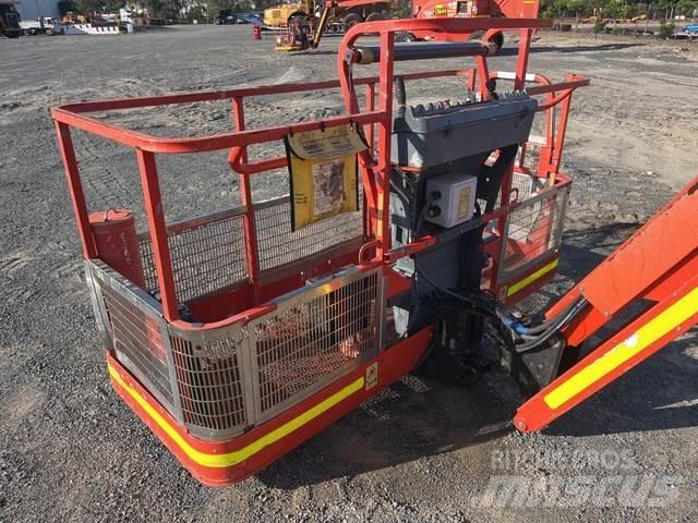 JLG 600AJ Diger