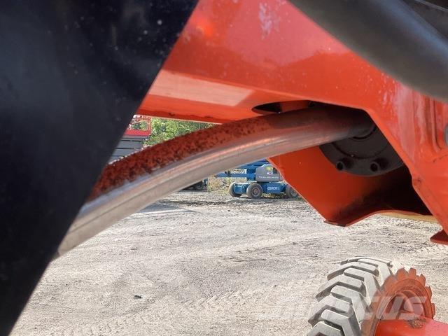 JLG 600AJ Körüklü personel platformları