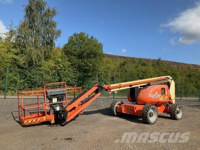 JLG 600AJ Körüklü personel platformları