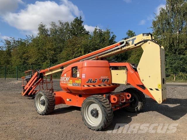 JLG 600AJ Körüklü personel platformları