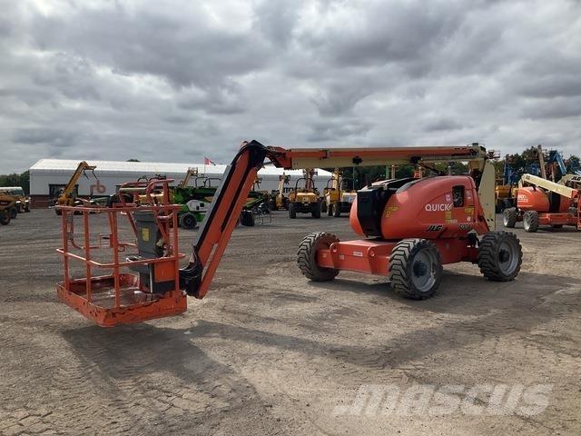 JLG 600AJ Körüklü personel platformları