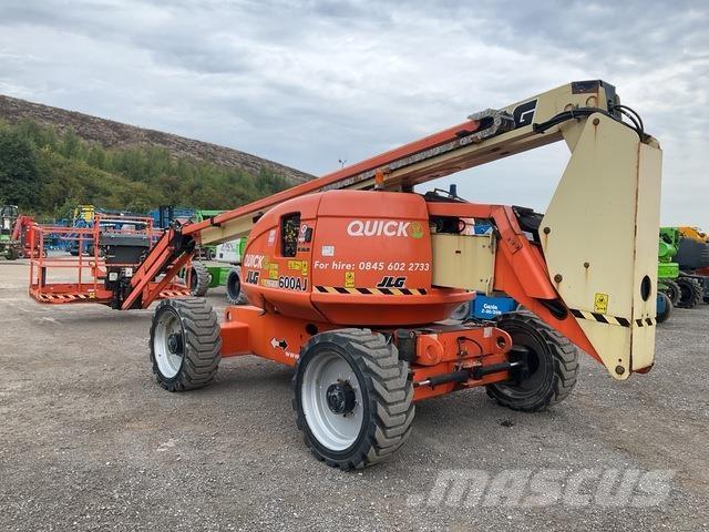 JLG 600AJ Körüklü personel platformları