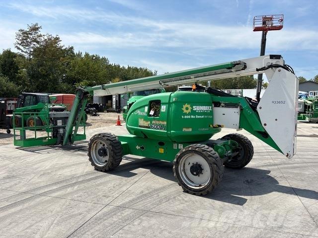 JLG 600AJ Körüklü personel platformları