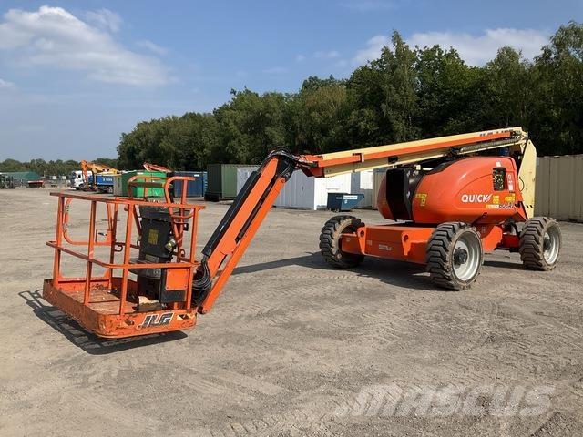 JLG 600AJ Körüklü personel platformları