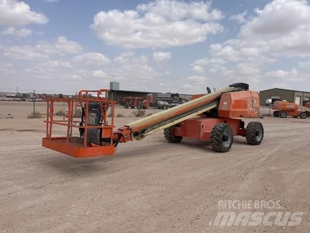 JLG 600S Diger