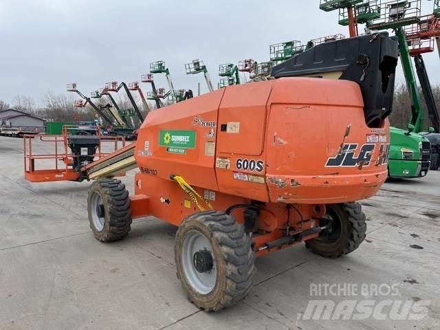 JLG 600S Diger