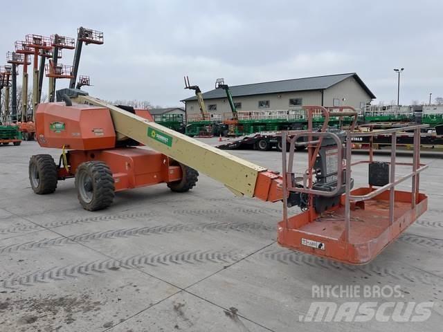 JLG 600S Diger