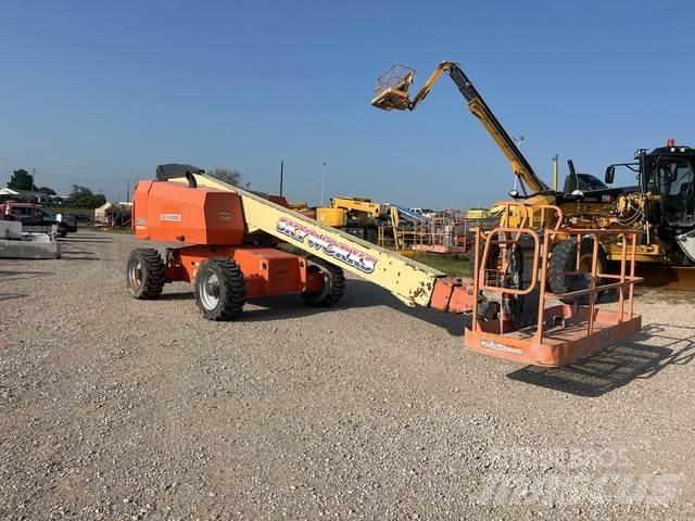 JLG 600S Diger