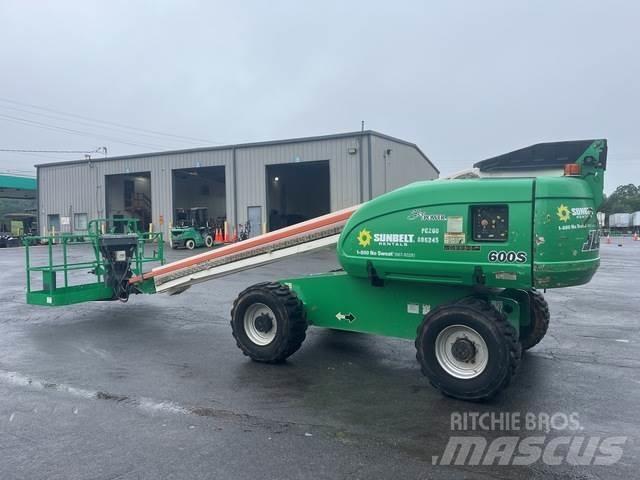 JLG 600S Diger
